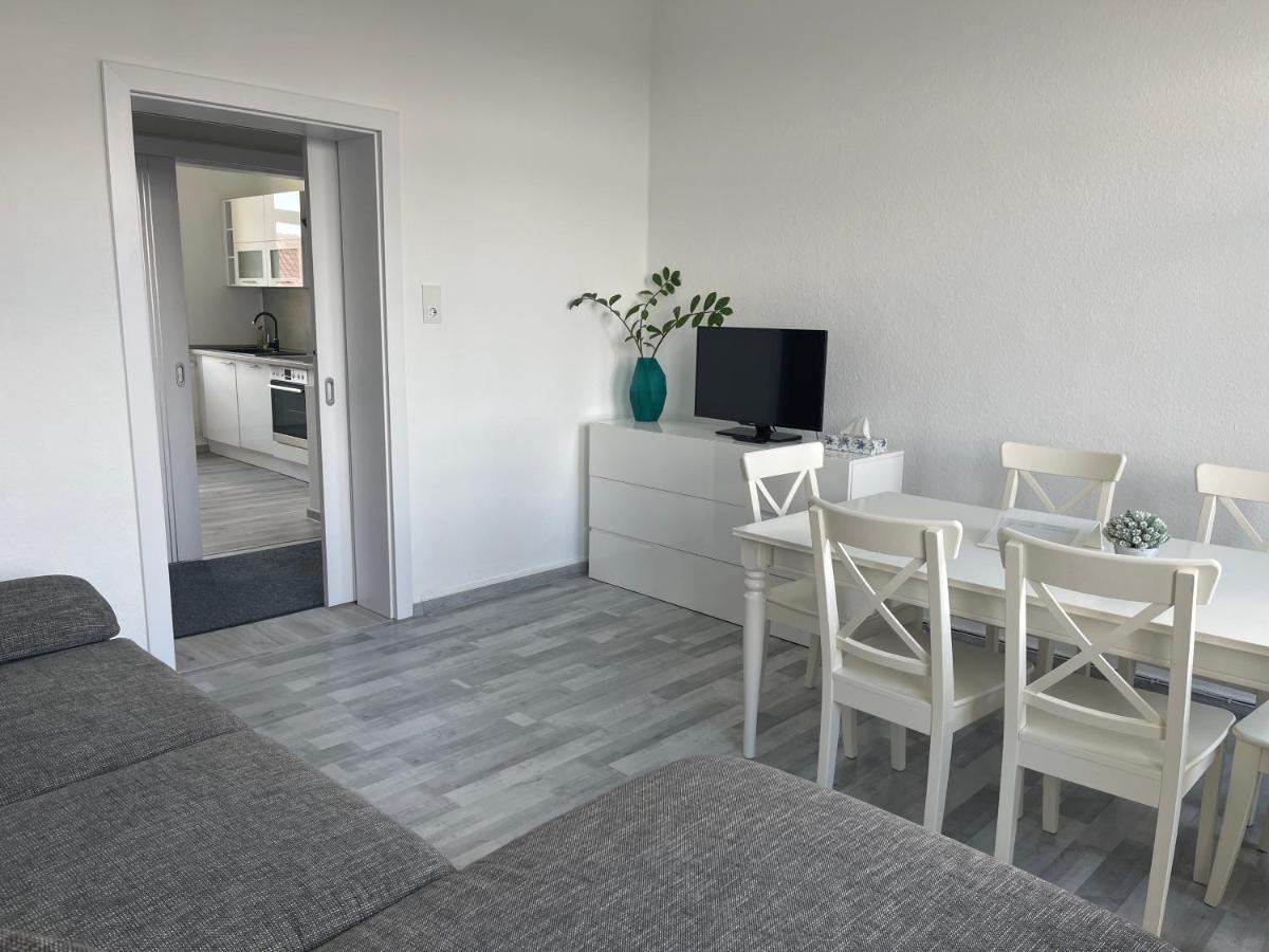Moderne 4 Zimmer Apartment Mit Bergblick Stadtzentrum Contactless Check-In Gehrden  Esterno foto