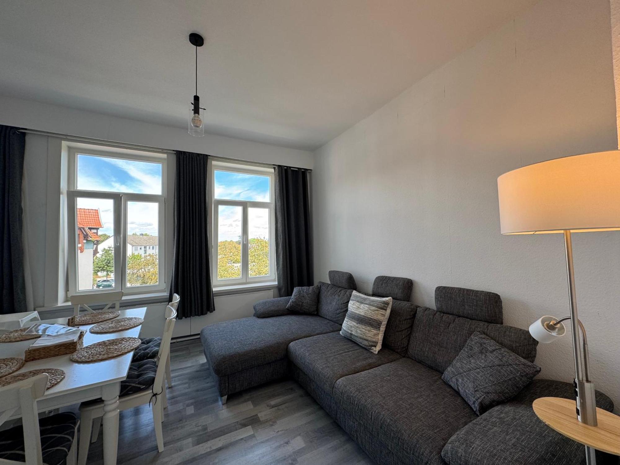 Moderne 4 Zimmer Apartment Mit Bergblick Stadtzentrum Contactless Check-In Gehrden  Esterno foto
