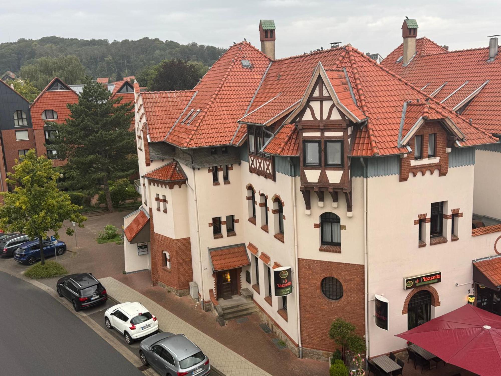 Moderne 4 Zimmer Apartment Mit Bergblick Stadtzentrum Contactless Check-In Gehrden  Esterno foto