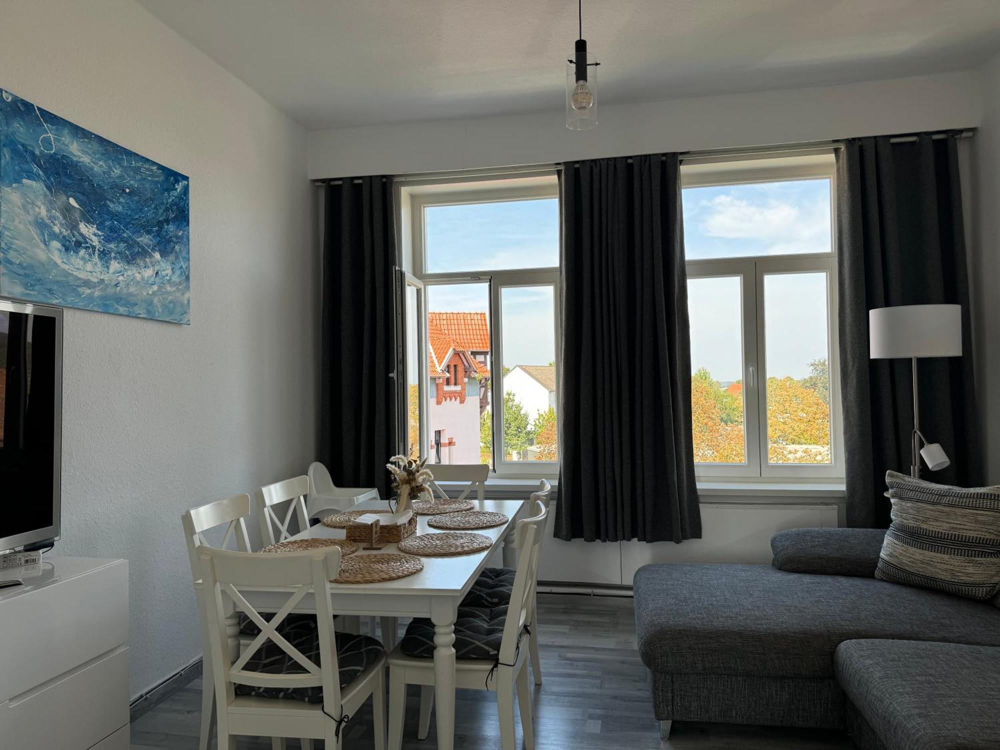 Moderne 4 Zimmer Apartment Mit Bergblick Stadtzentrum Contactless Check-In Gehrden  Esterno foto