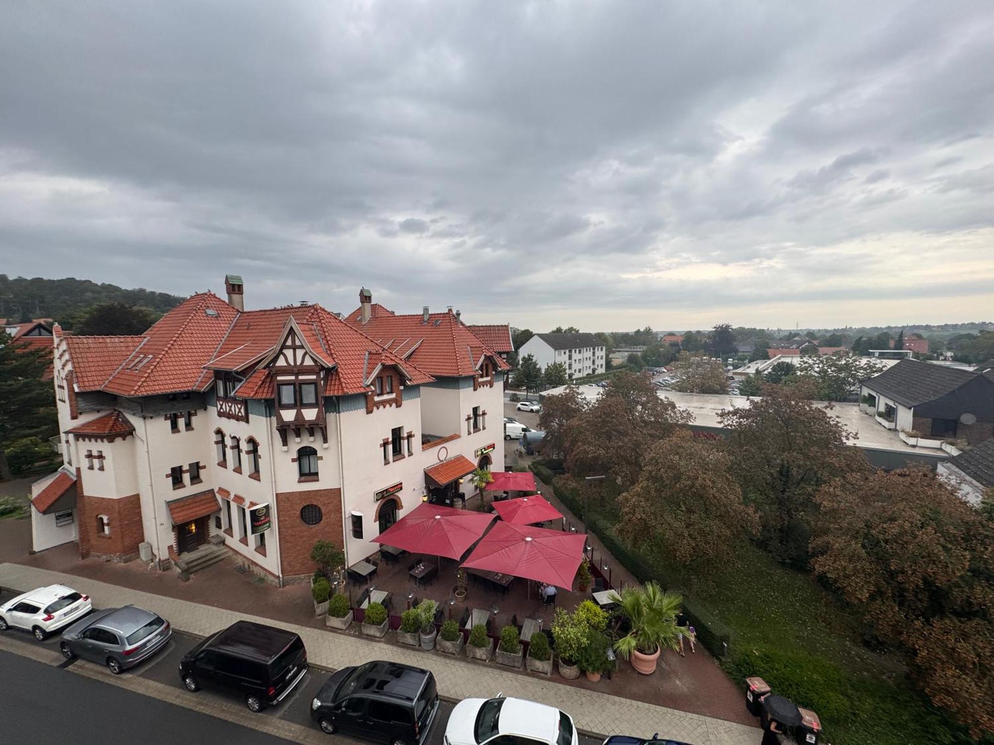 Moderne 4 Zimmer Apartment Mit Bergblick Stadtzentrum Contactless Check-In Gehrden  Esterno foto