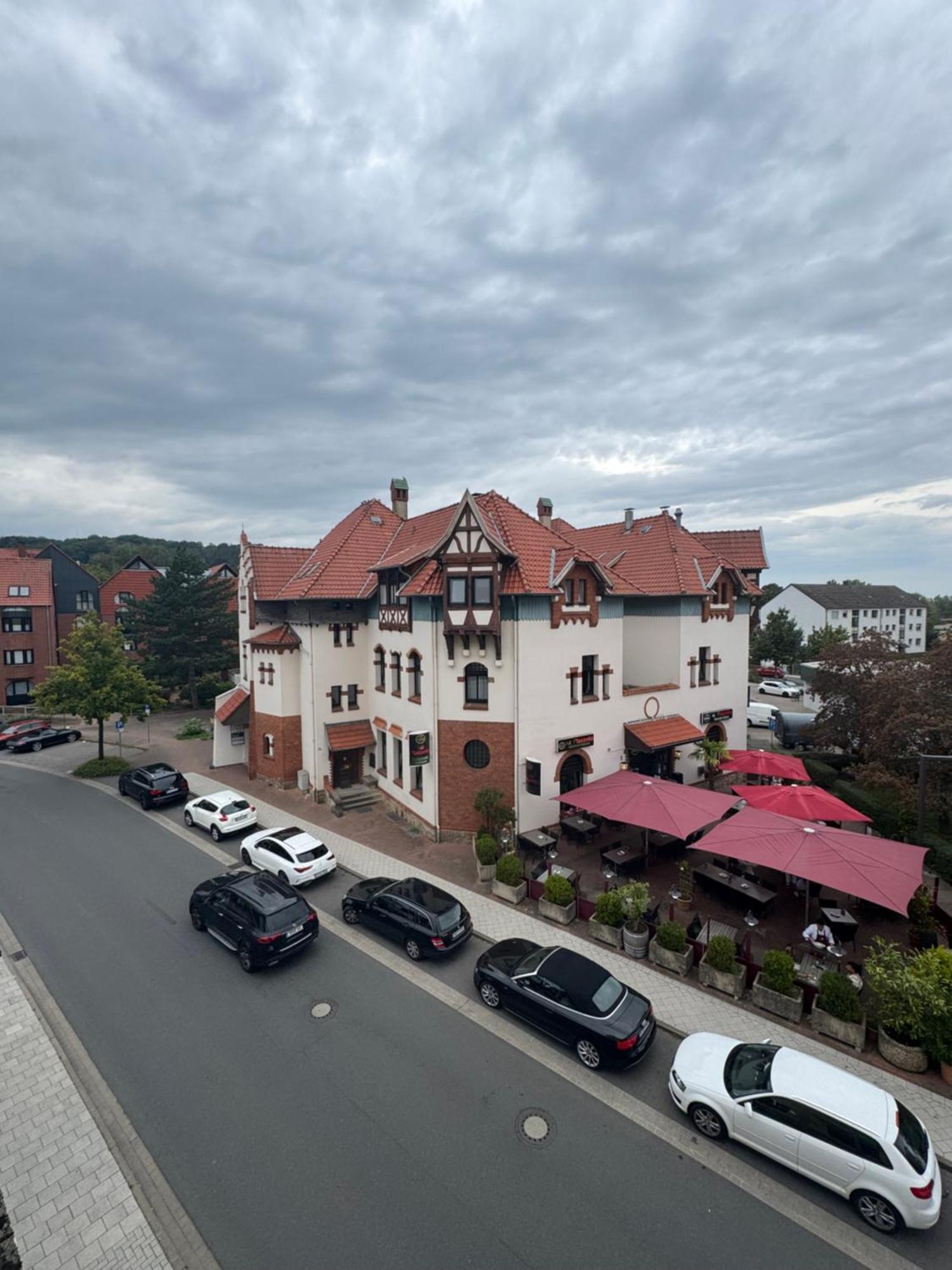 Moderne 4 Zimmer Apartment Mit Bergblick Stadtzentrum Contactless Check-In Gehrden  Esterno foto
