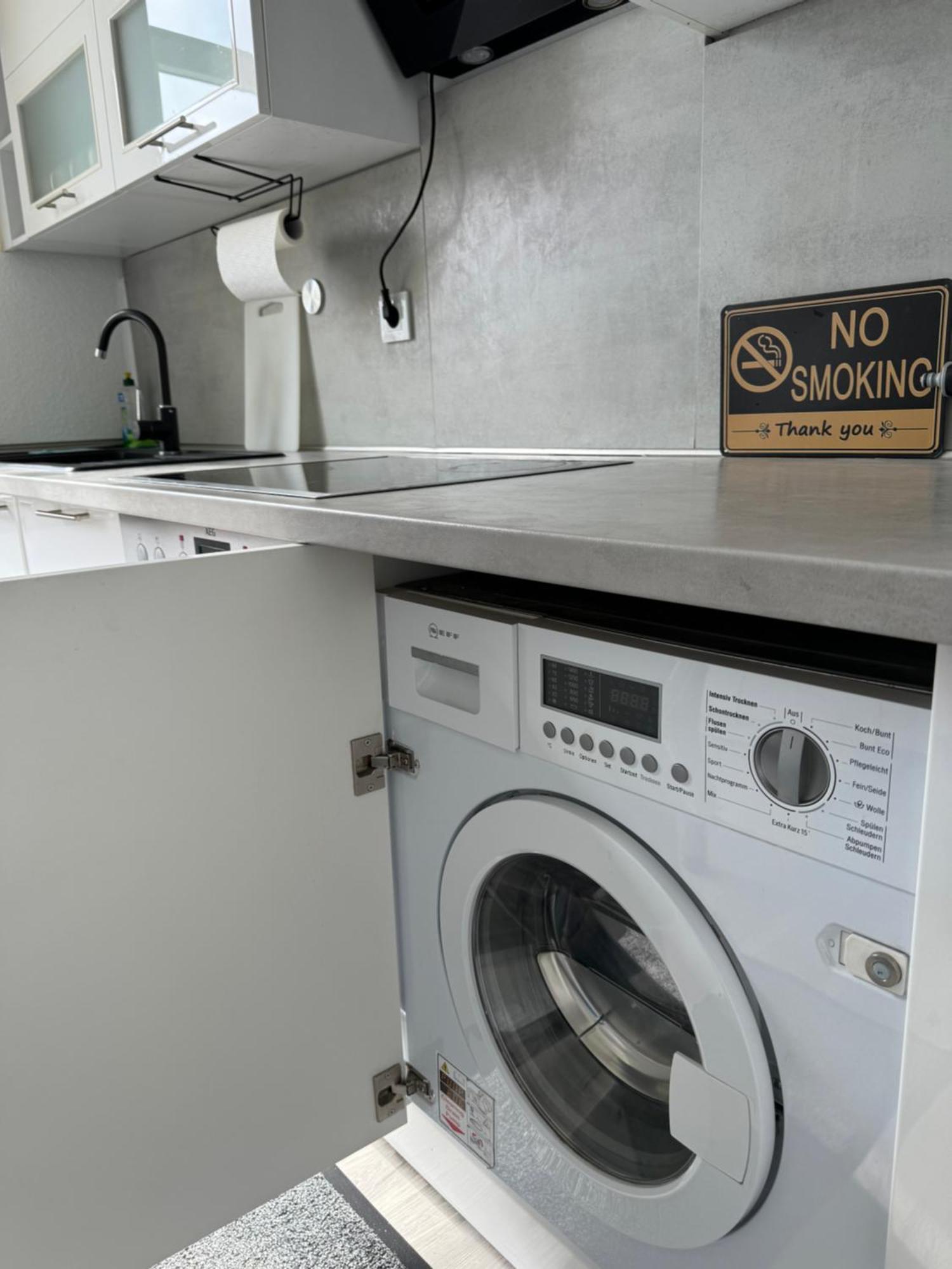 Moderne 4 Zimmer Apartment Mit Bergblick Stadtzentrum Contactless Check-In Gehrden  Esterno foto
